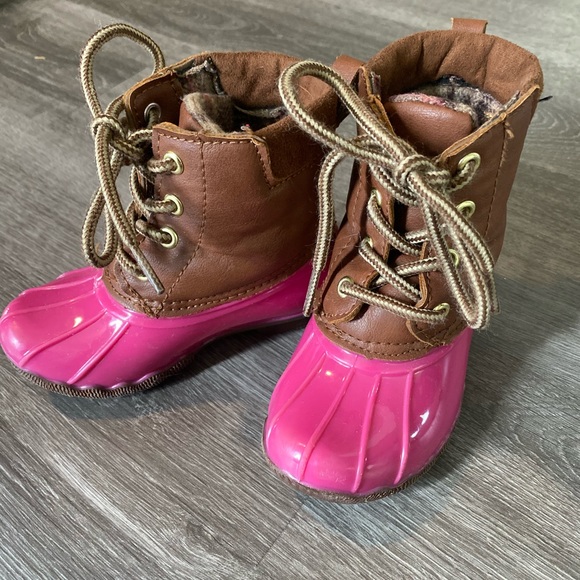 adrienne vittadini duck boots